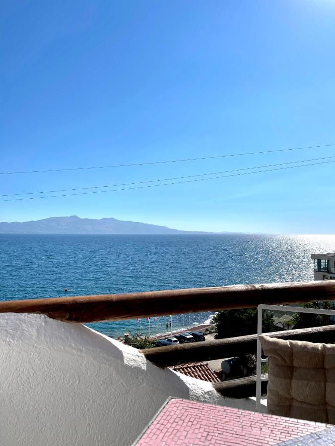 Sunny Bay Apartments ساراندا المظهر الخارجي الصورة