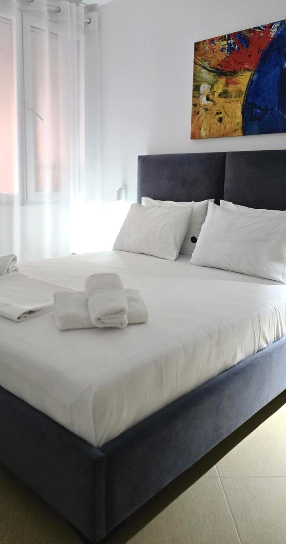 Sunny Bay Apartments ساراندا المظهر الخارجي الصورة