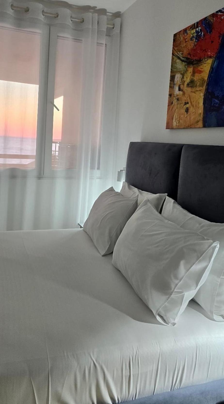 Sunny Bay Apartments ساراندا المظهر الخارجي الصورة