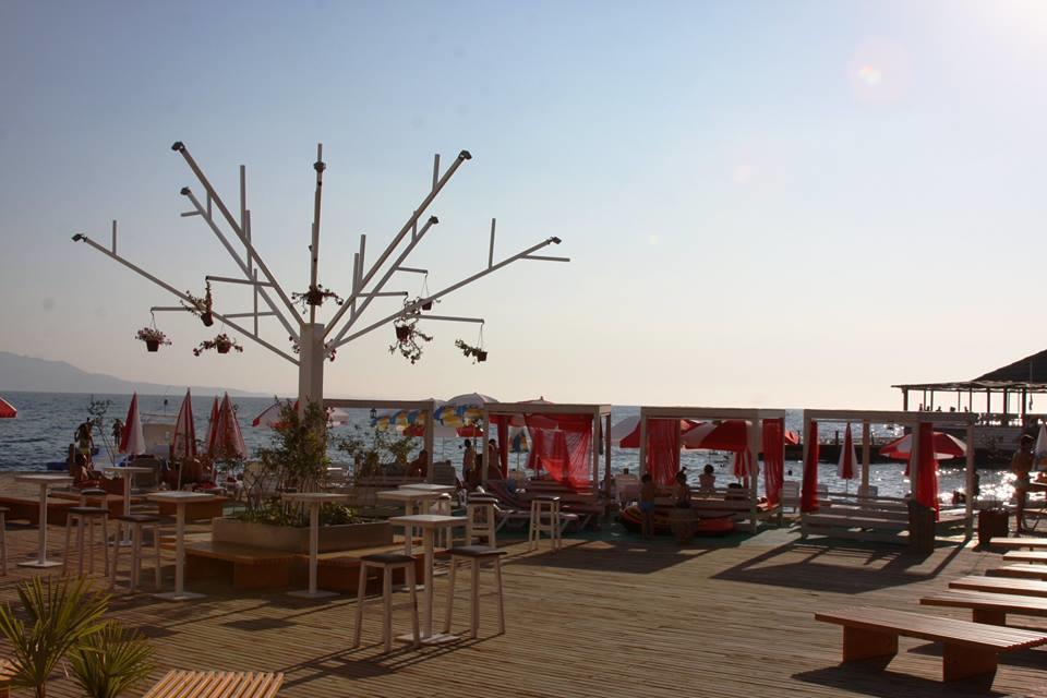 Sunny Bay Apartments ساراندا المظهر الخارجي الصورة