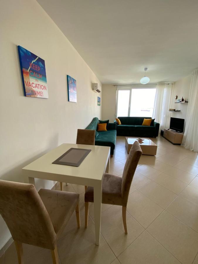 Sunny Bay Apartments ساراندا المظهر الخارجي الصورة
